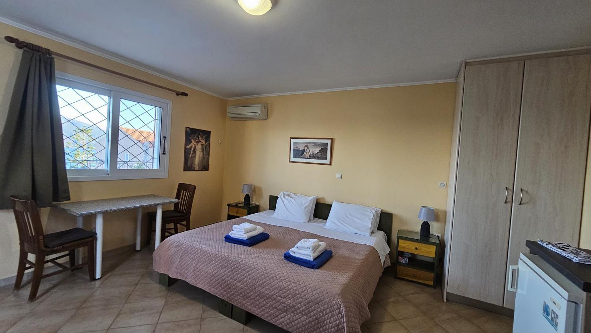 Mema'S Apartment Agia Efimia 部屋 写真